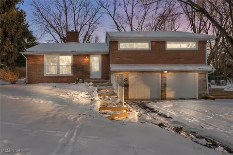 3404 Francie Ave NW, Canton, OH 44718