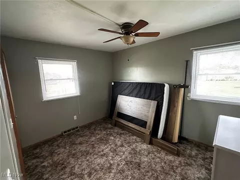 836 S Conwell Ave, Willard, OH 44890 photo 18