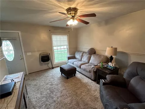 836 S Conwell Ave, Willard, OH 44890 photo 11