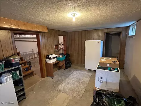 836 S Conwell Ave, Willard, OH 44890 photo 26