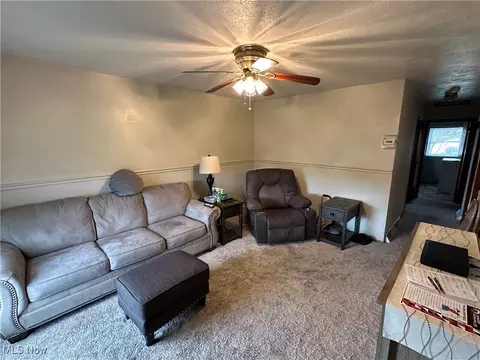 836 S Conwell Ave, Willard, OH 44890 photo 12