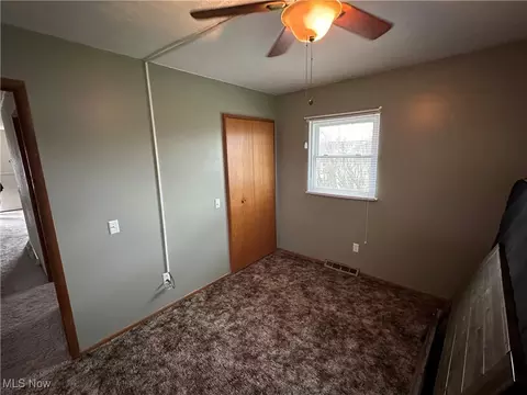 836 S Conwell Ave, Willard, OH 44890 photo 17