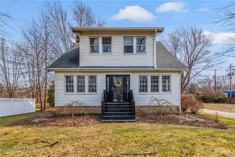 7555 Hopkins Rd, Mentor, OH 44060