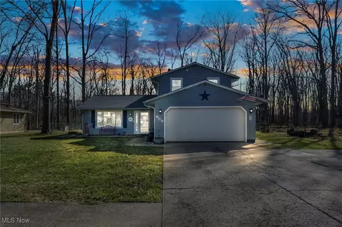 787 Lafayette Blvd, Sheffield Lake, OH 44054