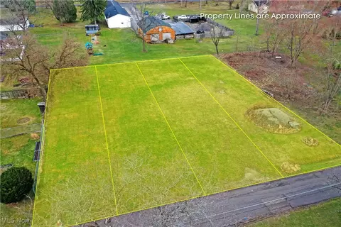 2035 Woodward Ave, Youngstown, OH 44514