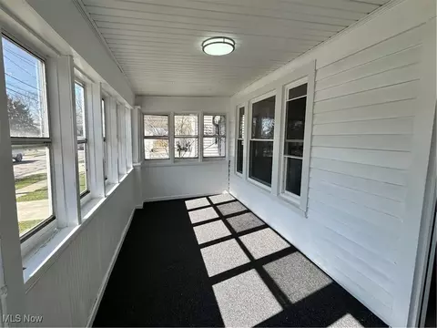30221 Robert St, Wickliffe, OH 44092 photo 5