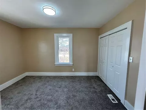 30221 Robert St, Wickliffe, OH 44092 photo 14