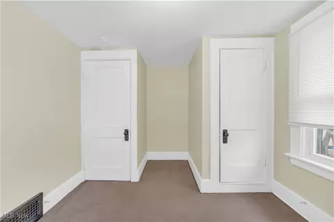 455 Talbot Ave, Akron, OH 44306 photo 24