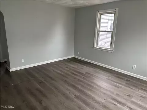 Living - 155 Beechwood Dr, Boardman, OH 44512 photo 2 of 2