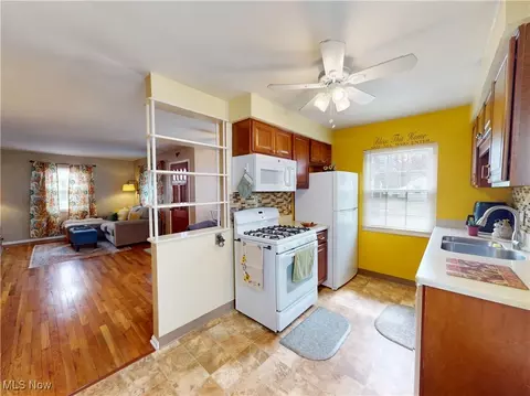638 Cornell Ave, Elyria, OH 44035 photo 11
