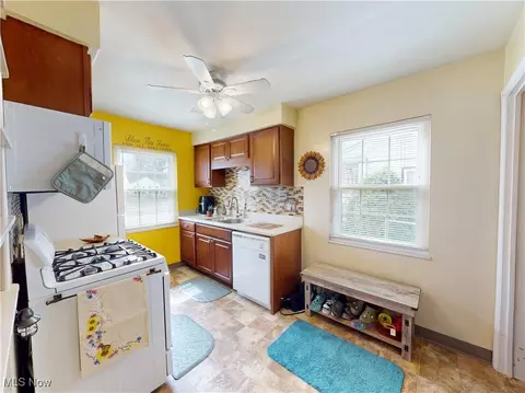 638 Cornell Ave, Elyria, OH 44035 photo 12