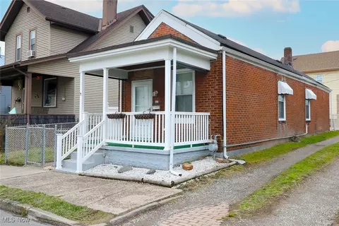 617 Grant Ave, Martins Ferry, OH 43935