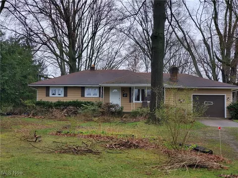 34647 Center Ridge Rd, North Ridgeville, OH 44039