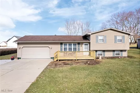 5831 Hancock St SW, Canton, OH 44706