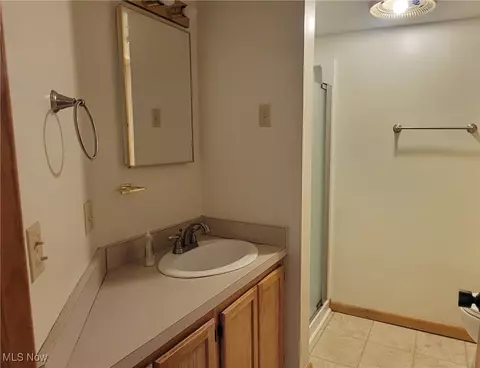 712 Circle Dr, Belpre, OH 45714 photo 26
