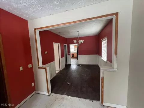 121 Monroe St, Elyria, OH 44035 photo 8