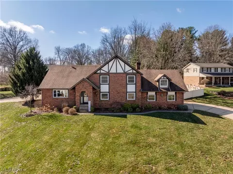 463 Roxbury Ave NW, Massillon, OH 44646