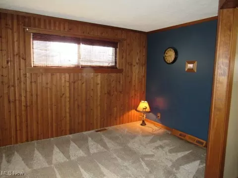 233 Burbank St, Creston, OH 44217 photo 9