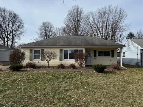 188 Hawthorne Dr, Painesville, OH 44077