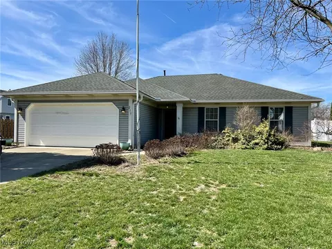 213 Wynn Ave, Elyria, OH 44035