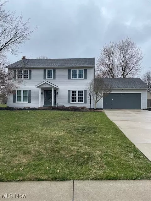 3384 Antony Dr, Broadview Heights, OH 44147