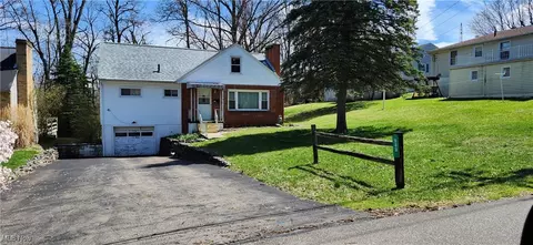 943 Evans Ave, Mansfield, OH 44907