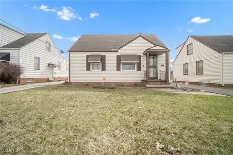 17412 Lotus Dr, Cleveland, OH 44128