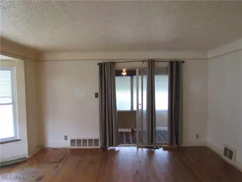6475 E Broadview Rd, Seven Hills, OH 44131 photo 6