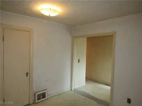 6475 E Broadview Rd, Seven Hills, OH 44131 photo 21