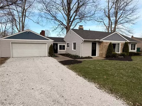 523 Atterbury Blvd, Hudson, OH 44236