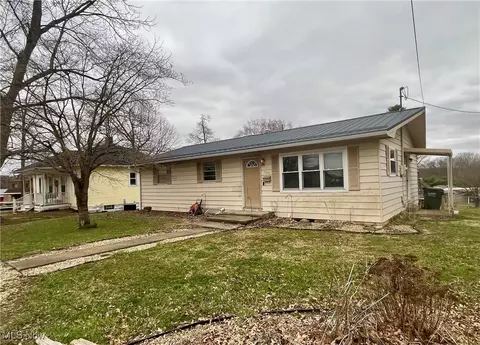 1040 Clay St, Zanesville, OH 43701