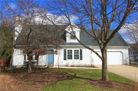 922 Bristol Ln, Streetsboro, OH 44241