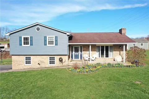 14739 Old Fredericktown Rd, East Liverpool, OH 43920