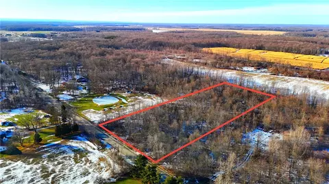 Dodgeville Road, Andover, OH 44003