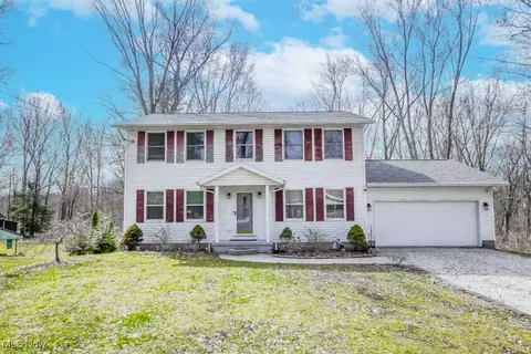 1232 Taplin Ave, New Franklin, OH 44319
