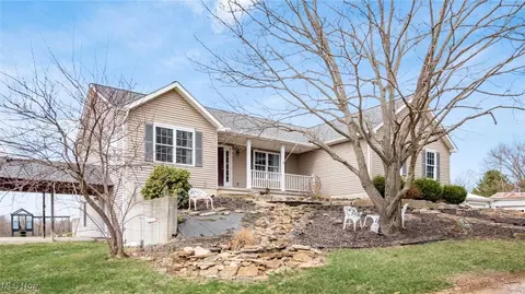 3875 Coopermill Rd, Zanesville, OH 43701