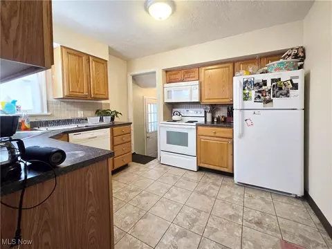 Kitchen - 204 Fullerton Rd, Elyria, OH 44035 photo 1 of 2