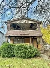 14511 Darwin Ave, Cleveland, OH 44110