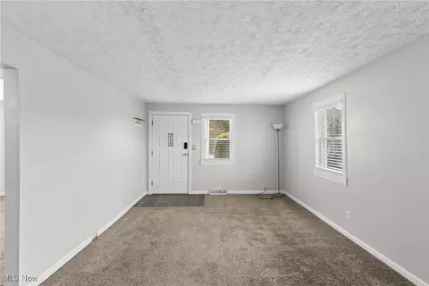 133 Harding Ave, Wheeling, WV 26003 photo 6