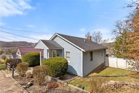 133 Harding Ave, Wheeling, WV 26003 photo 2