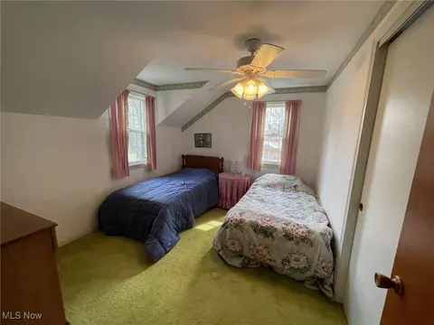 Bedroom - 4586 Edwin Dr NW, Canton, OH 44718 photo 7 of 9