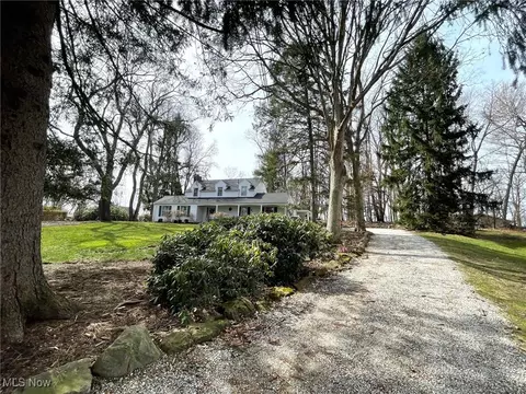 Exterior - 4586 Edwin Dr NW, Canton, OH 44718 photo 1 of 10