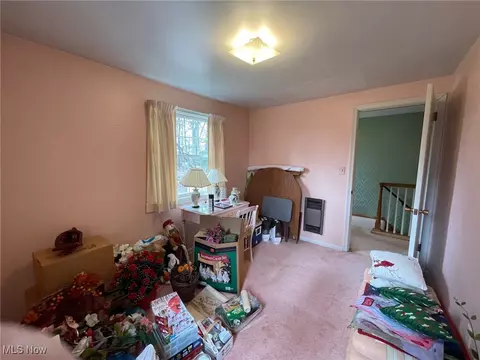 Bedroom - 4586 Edwin Dr NW, Canton, OH 44718 photo 5 of 9
