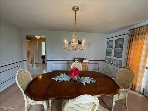 Dining - 4586 Edwin Dr NW, Canton, OH 44718 photo 7 of 7
