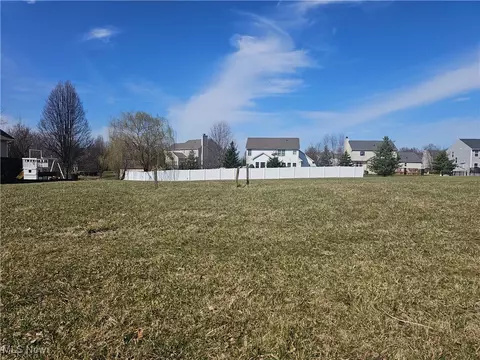 5603 Frith Ct, Medina, OH 44256
