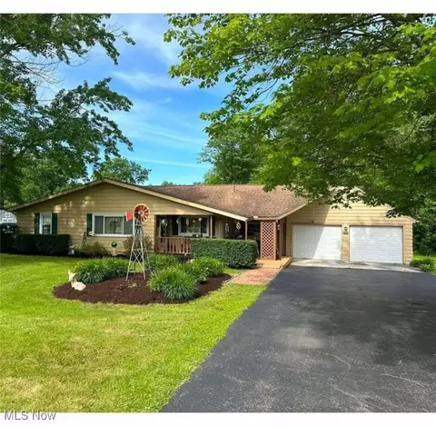 829 State Route 534, Newton Falls, OH 44444