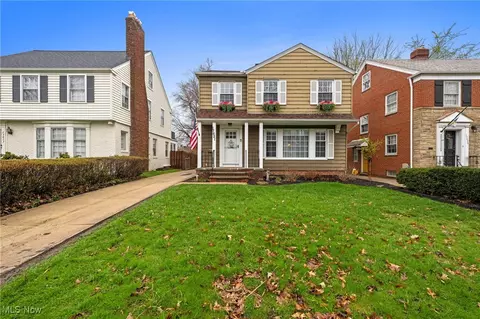 17621 Scottsdale Blvd, Shaker Heights, OH 44120