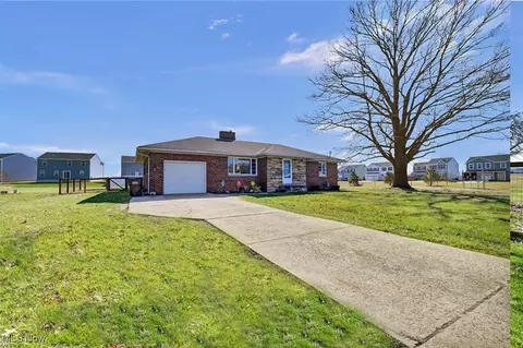 10563 Middle Ave, Elyria, OH 44035 photo 1