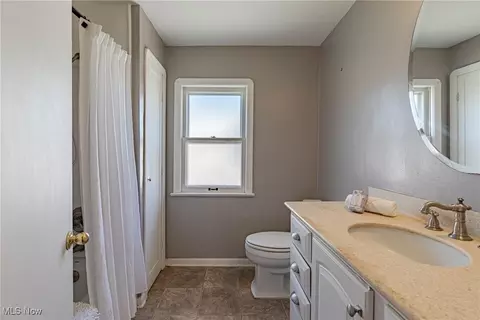 Bath - 3000 Brookview Blvd, Parma, OH 44134 photo 3 of 3