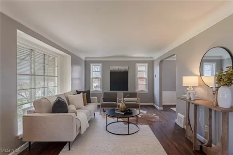 Living - 3000 Brookview Blvd, Parma, OH 44134 photo 2 of 3